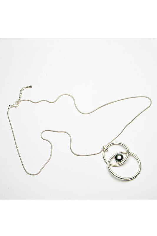 Double Circle Pearl Pendant Necklace