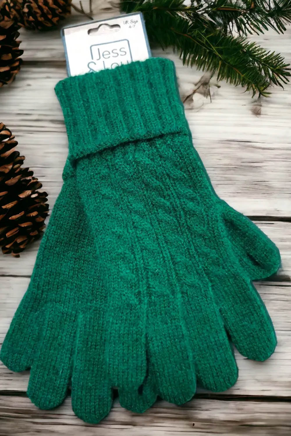 Cosy Cable Knit Gloves