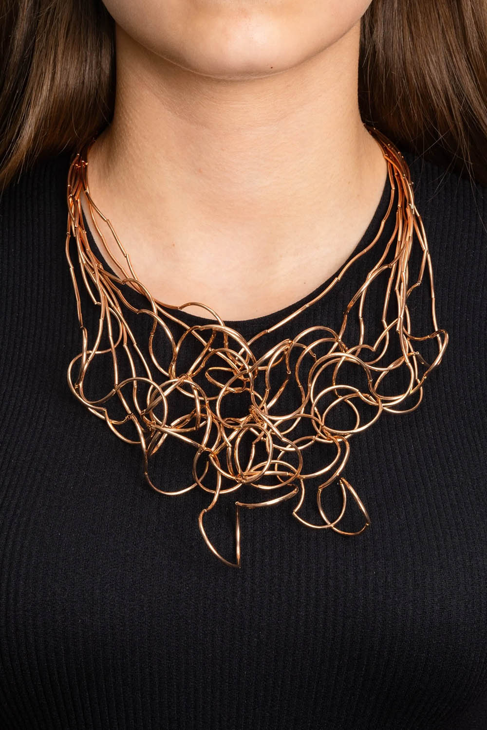 Wow Statement Wire Necklace Rose