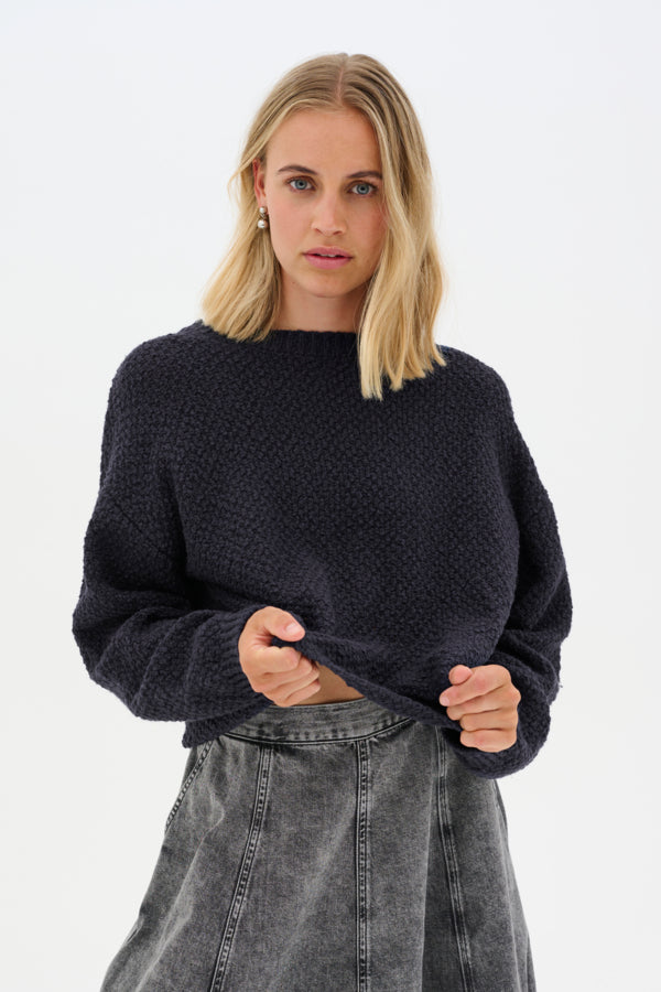 Carry Knit Pullover