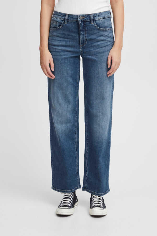 Twiggy Straight Jeans