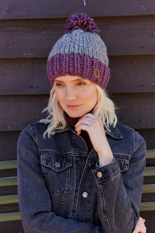 Pachamama Kinsale Bobble Beanie Cassis