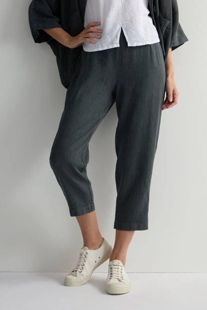 Twisted Linen Slim Trousers